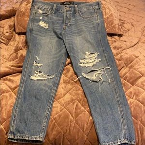 Hollister Vintage Boyfriend Jeans!